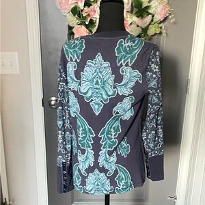 Sundance Blue and Green Patterned Waffle Knit Top Size Large